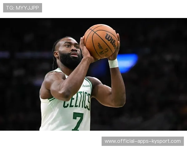 凯尔特人三分雨带来新打法，联盟进入外线时代